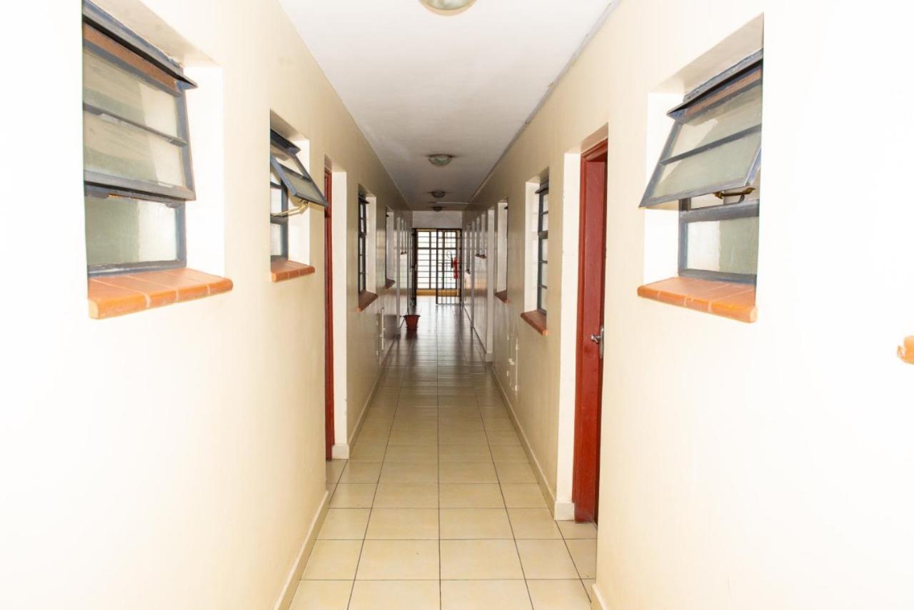 Mercy-Phillips Apartments Located At Eagle Tower Building Nairobi City Centre Zewnętrze zdjęcie