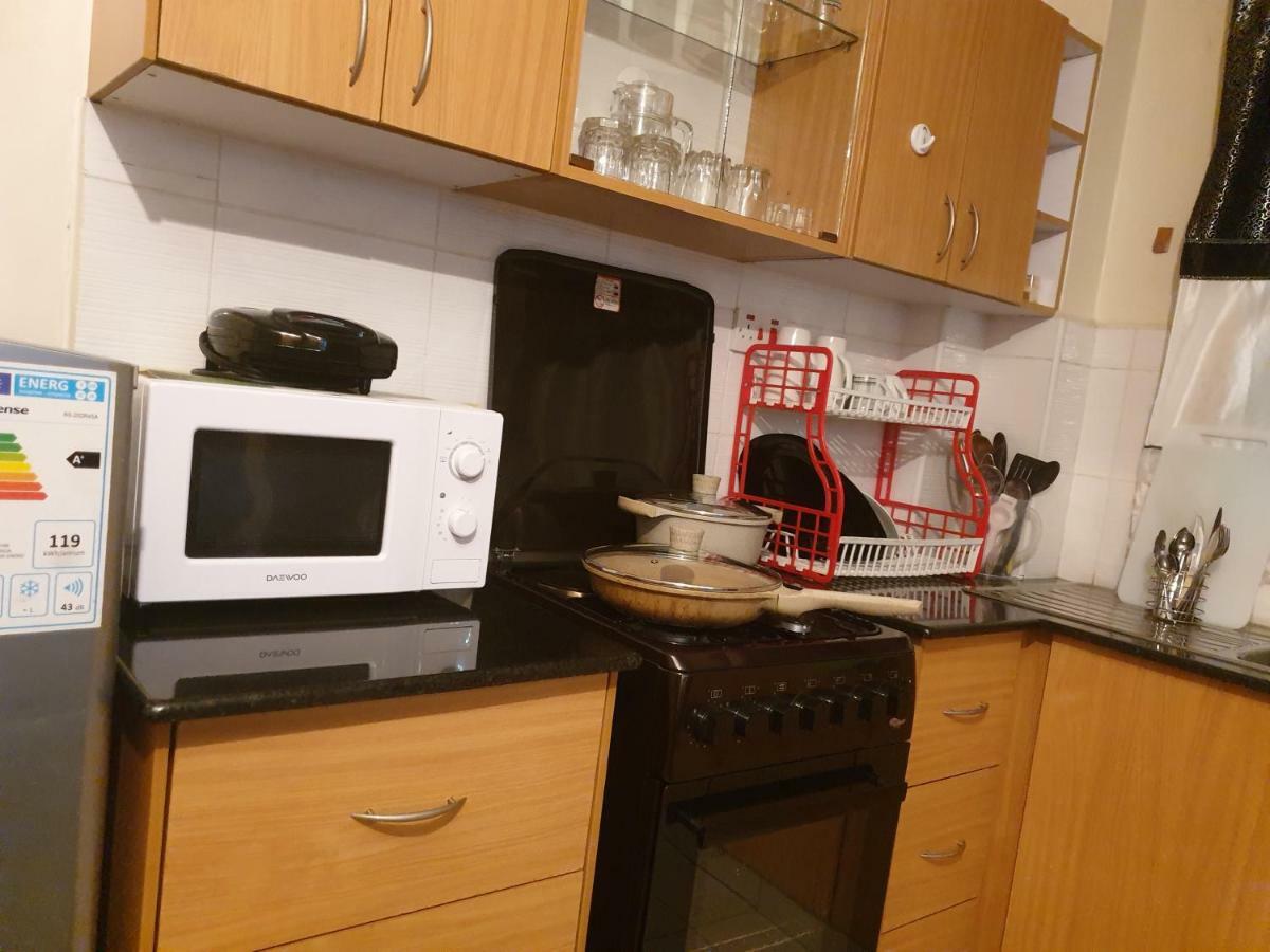 Mercy-Phillips Apartments Located At Eagle Tower Building Nairobi City Centre Zewnętrze zdjęcie