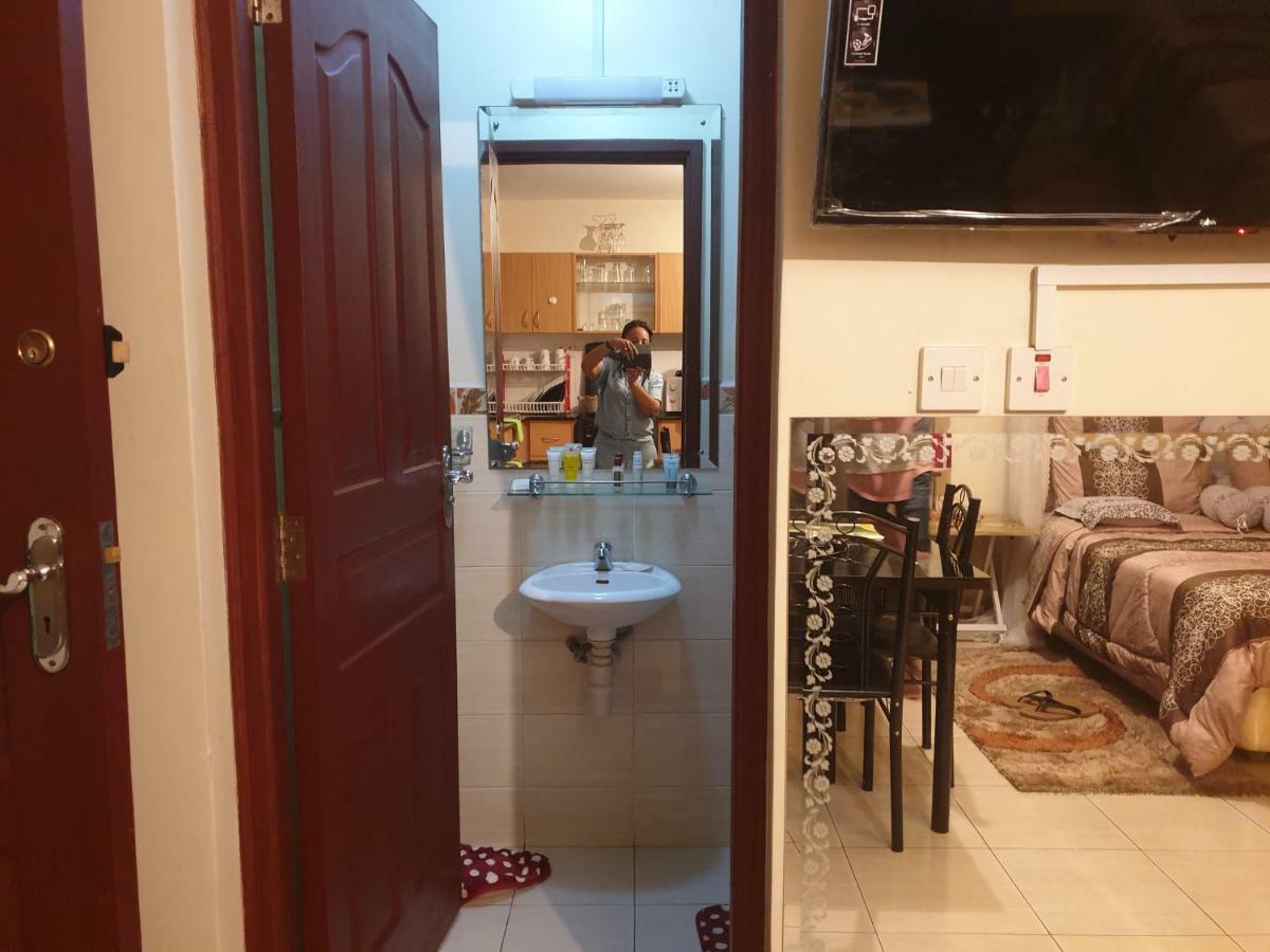 Mercy-Phillips Apartments Located At Eagle Tower Building Nairobi City Centre Zewnętrze zdjęcie