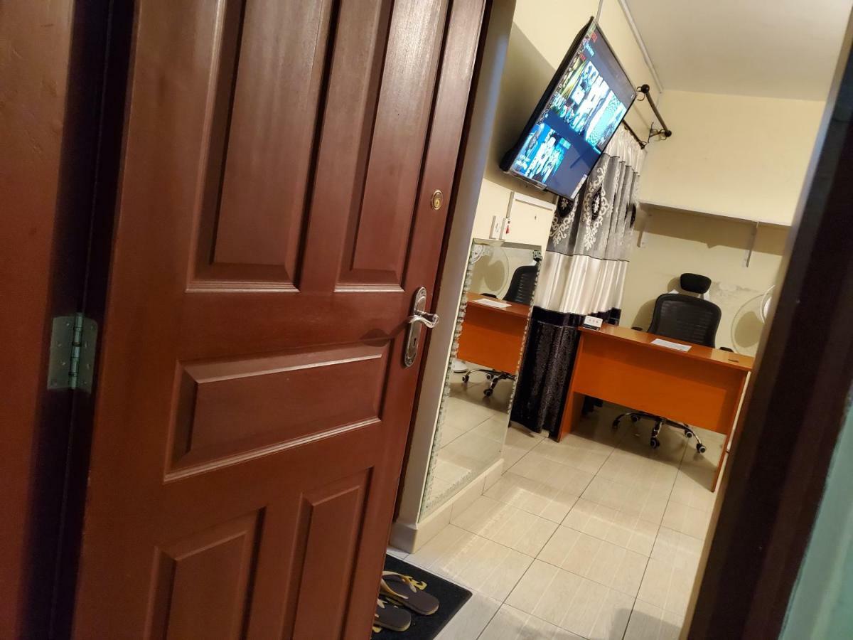 Mercy-Phillips Apartments Located At Eagle Tower Building Nairobi City Centre Zewnętrze zdjęcie