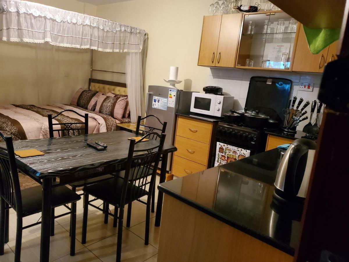 Mercy-Phillips Apartments Located At Eagle Tower Building Nairobi City Centre Zewnętrze zdjęcie
